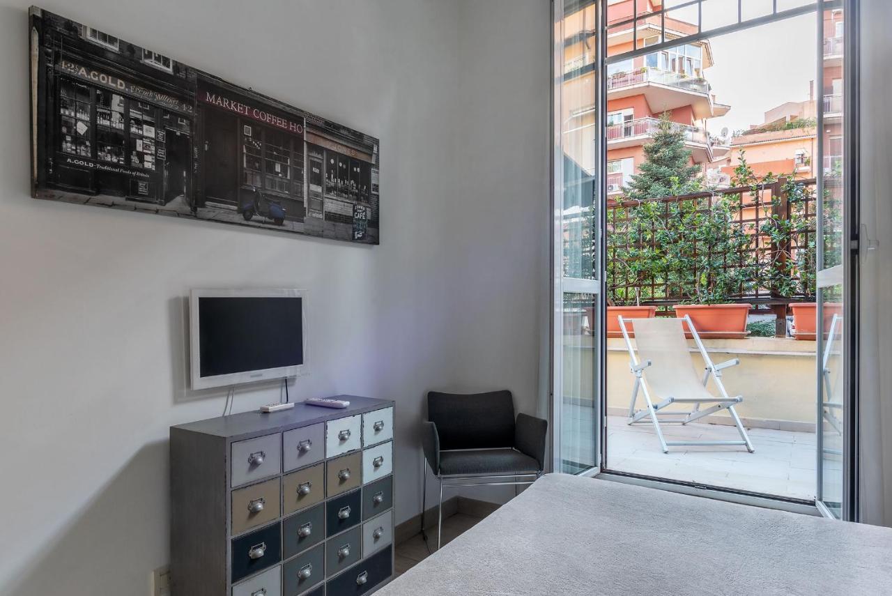 Penthouse With Terrace Close To Vatican Apartamento